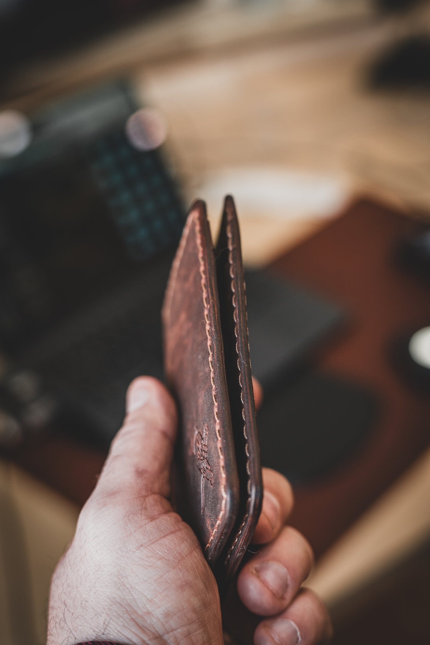 Bi-fold vertical 4 poche