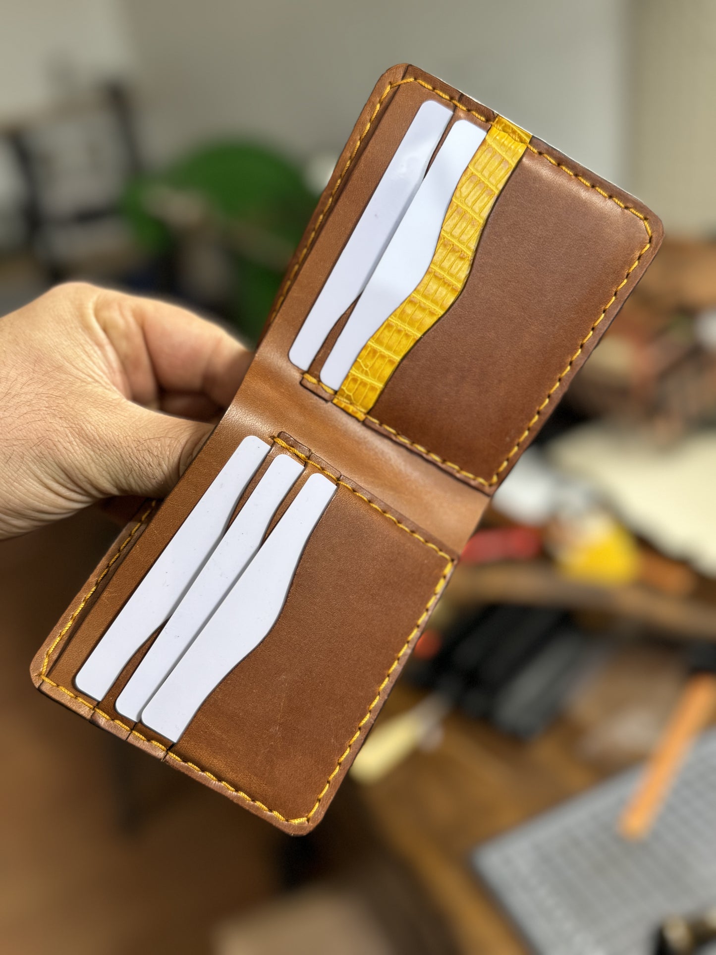 Portefeuille traditionnel serpent jaune