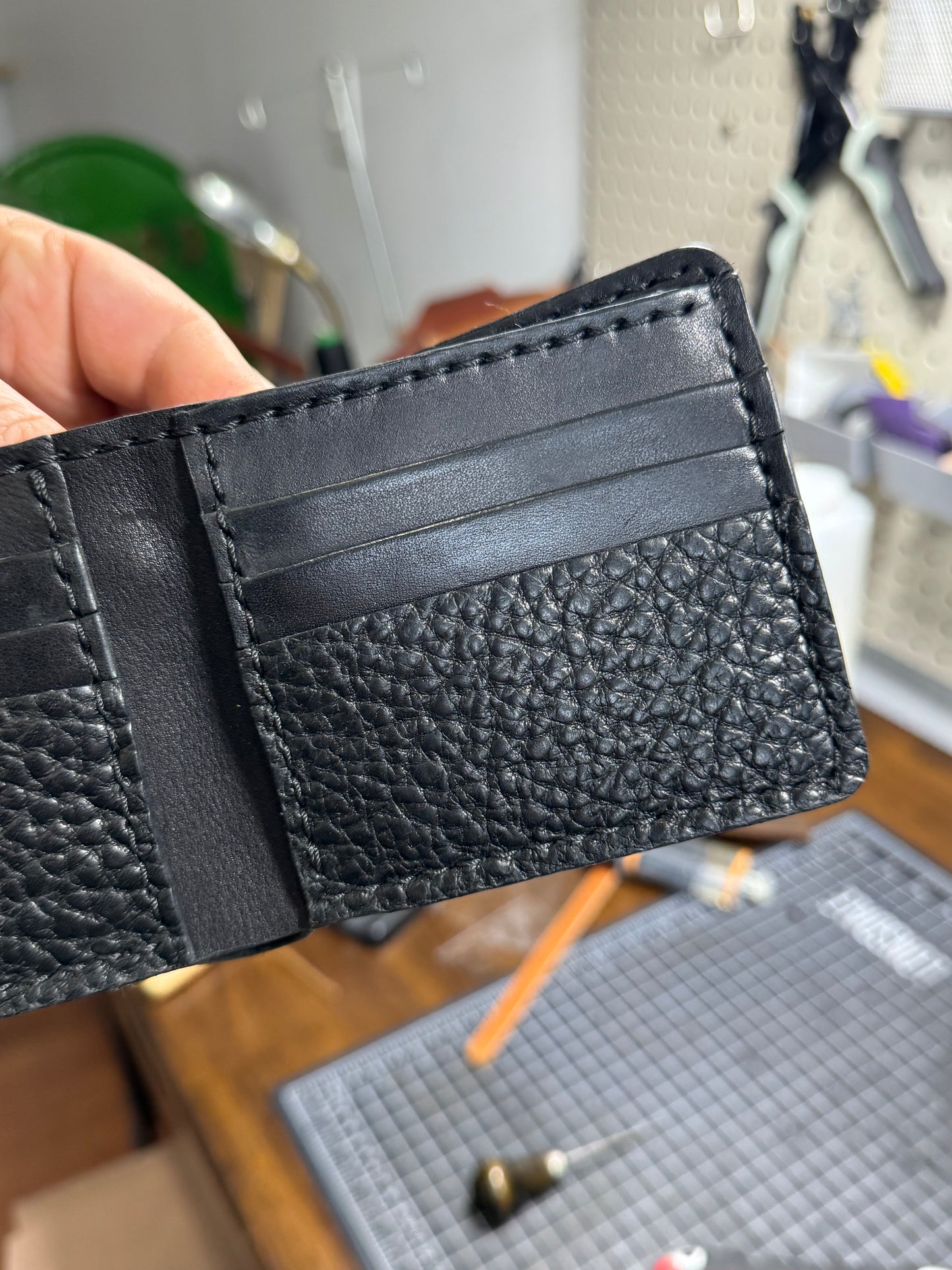 Portefeuille traditionnel noir bison